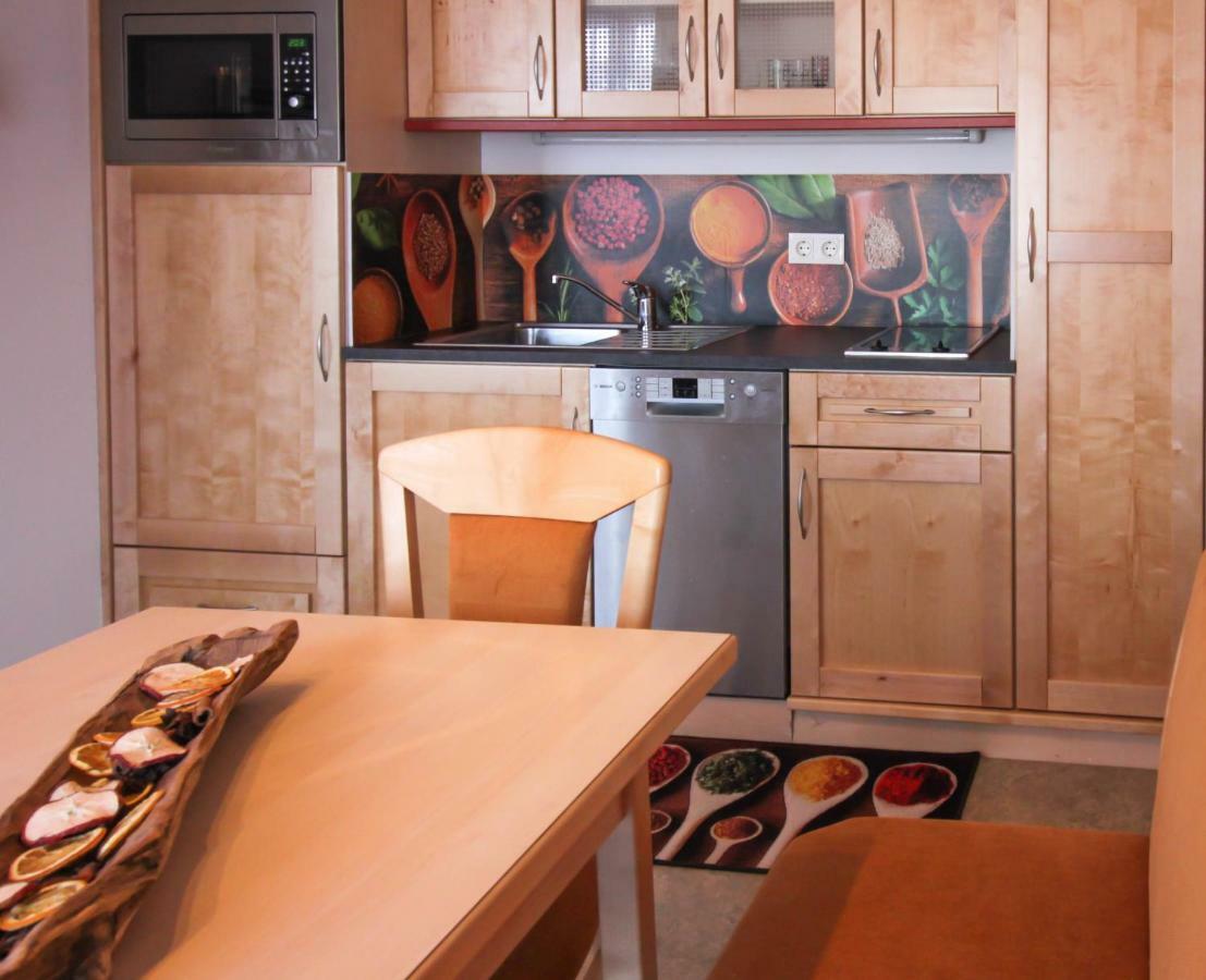 Baum Apartments Бад Татцмансдорф Екстериор снимка
